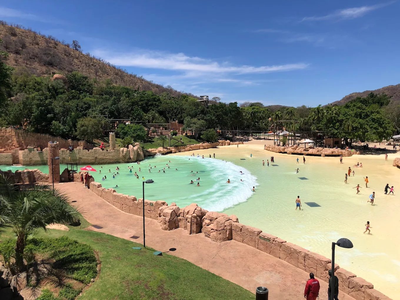 Sun City Valley of Waves